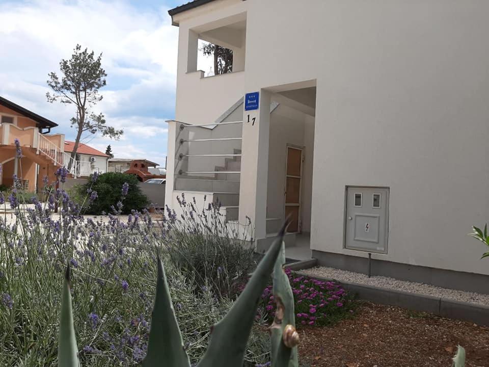 ויר Apartman Bunaric מראה חיצוני תמונה