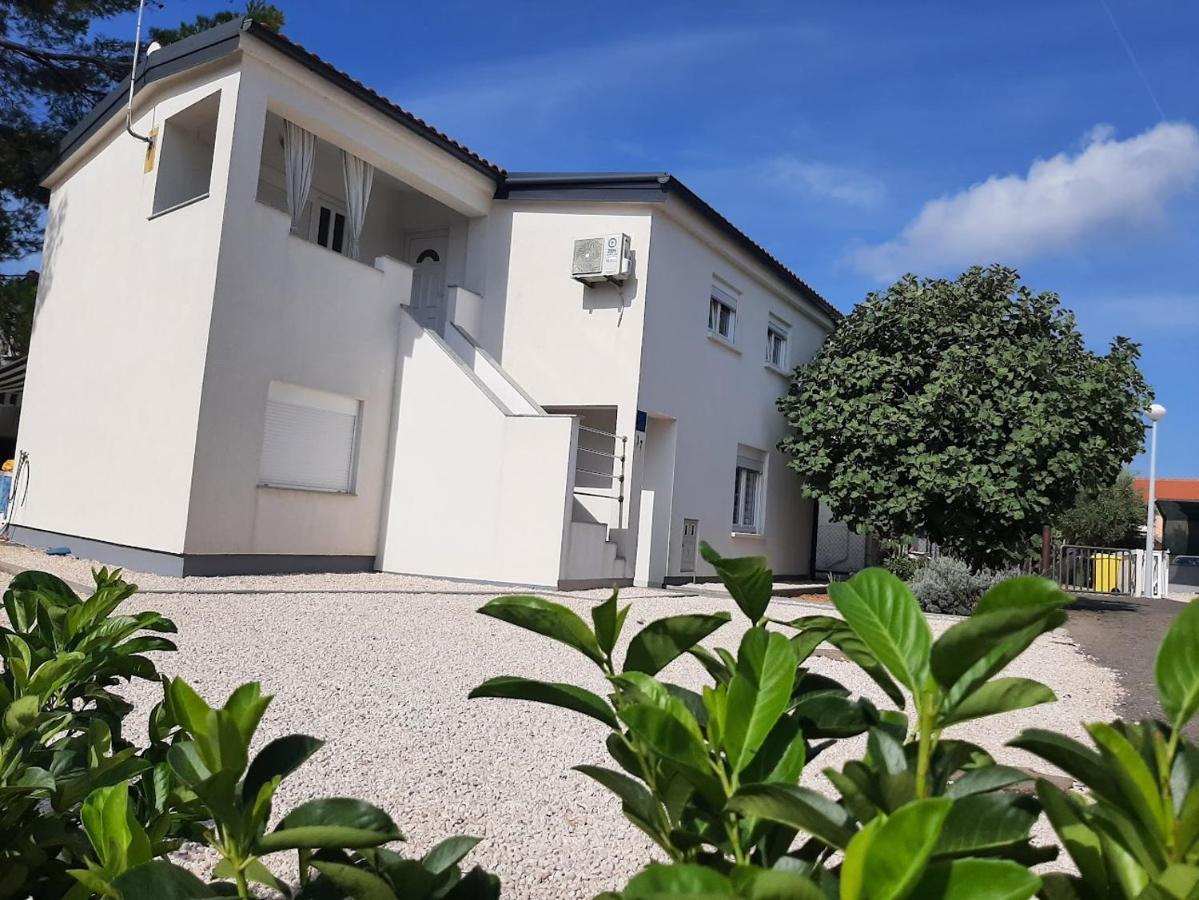 ויר Apartman Bunaric מראה חיצוני תמונה