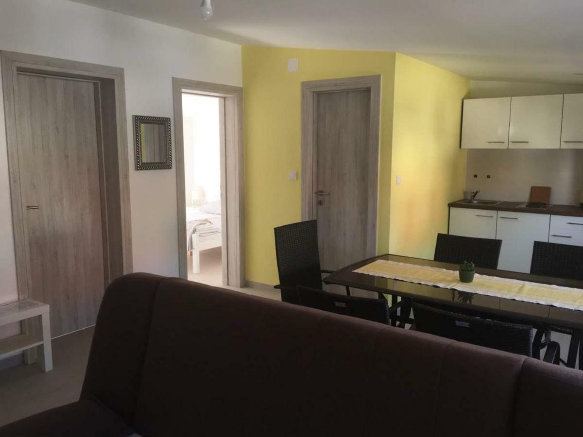 ויר Apartman Bunaric מראה חיצוני תמונה
